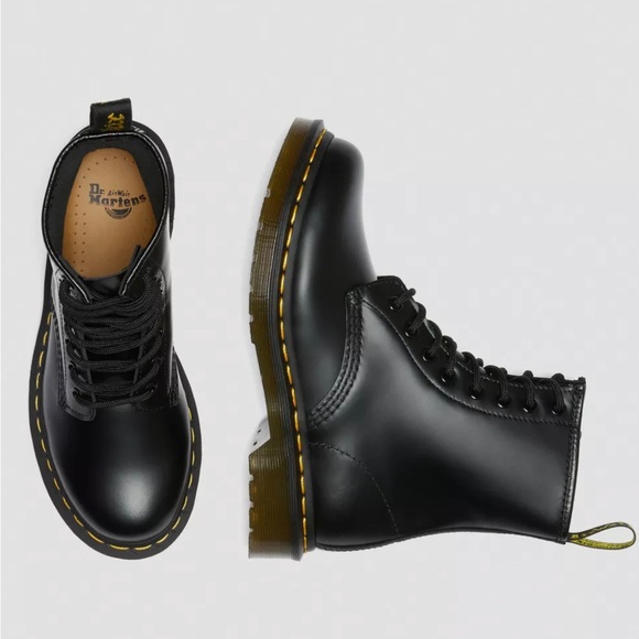 Dr. Martens 1460 WOMEN'S SMOOTH LEATHER LACE UP BOOTS SIZE 10 - Picture 5 of 11